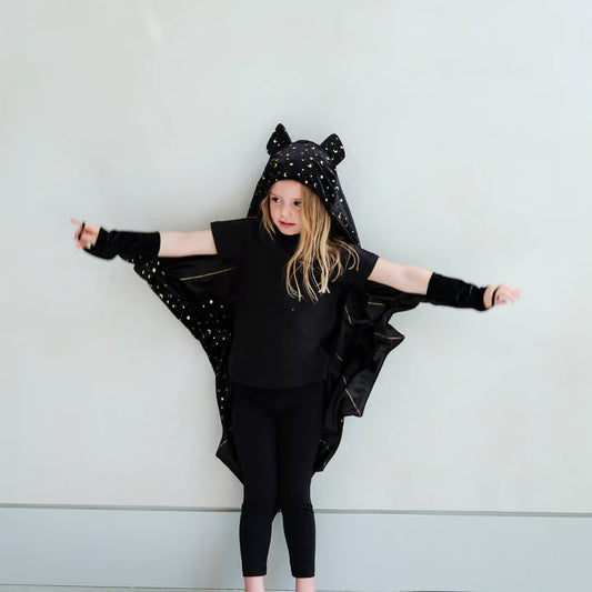 Capa Murciélago Velvet Negro y Dorado| Mimi & Lula