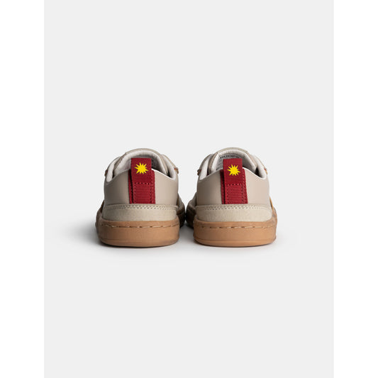 Zapatillas “Adri” – Beige & Rojo Intenso - KOOPS