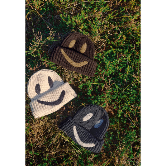 Gorro Smiley Brown – Molo