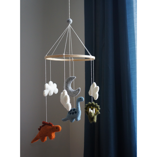 Móvil de Dinosaurios de Fieltro – Gamcha