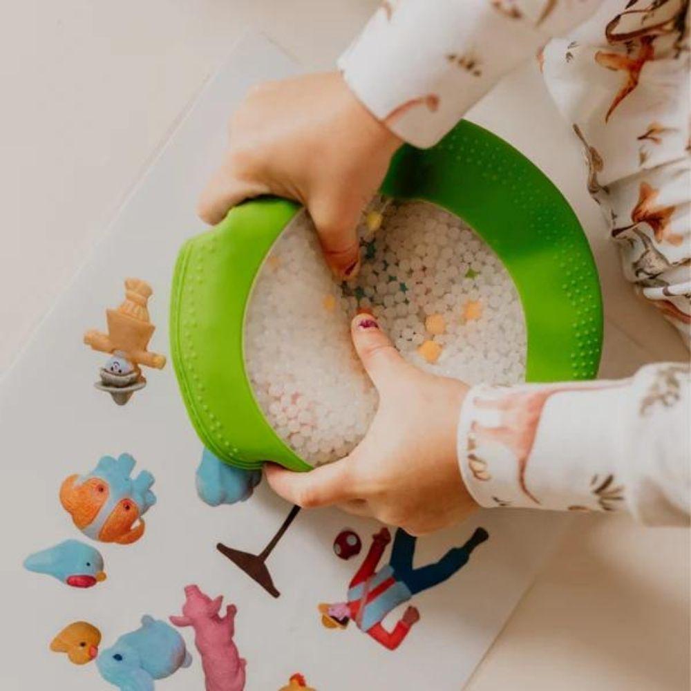 Bolsa Sensorial Peekaboo – Explorador de la Granja Jellystone Designs