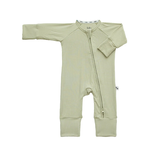 Pijama Zippy Romper de Bambú – Green Olive Ribbed | Lilulila