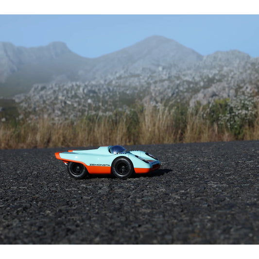 Coche Klaus Zemonsta – Playforever