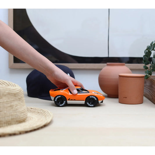 Coche Ken Gibson – Playforever
