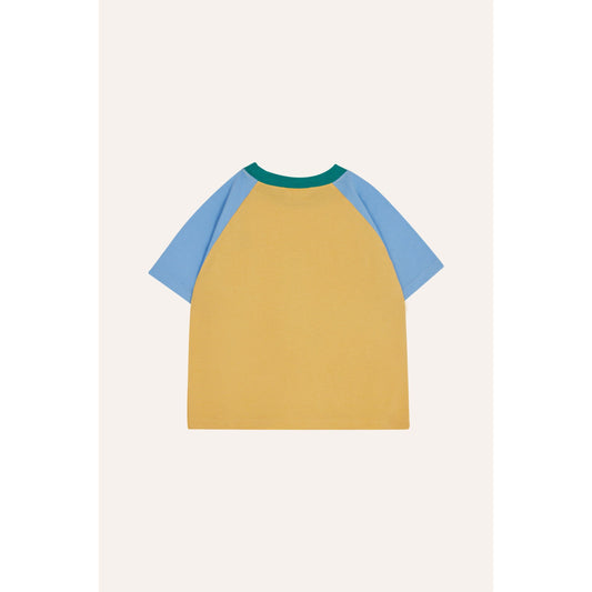 Camiseta Raglán – The Campamento