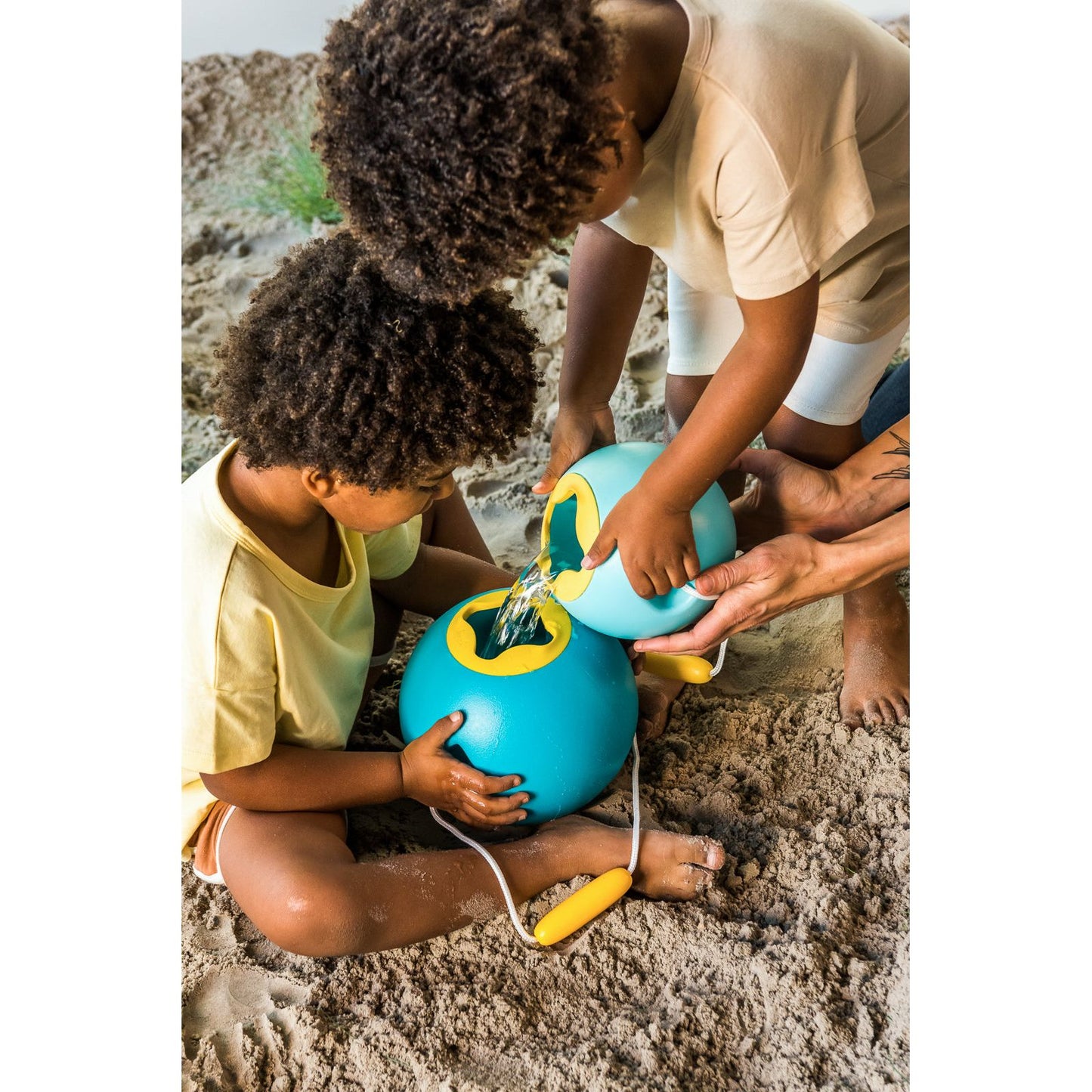 Quut Ballo – No Spill Bucket “Lagoon”