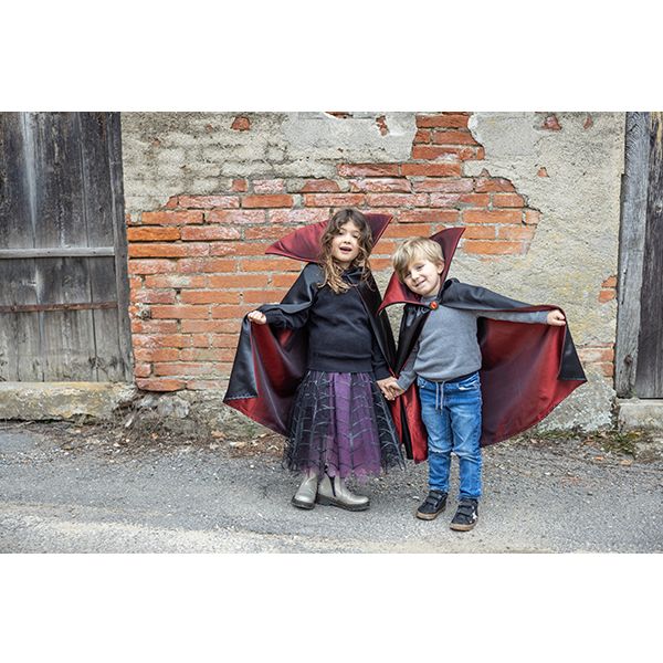 Capa de Vampiro – Great Pretenders