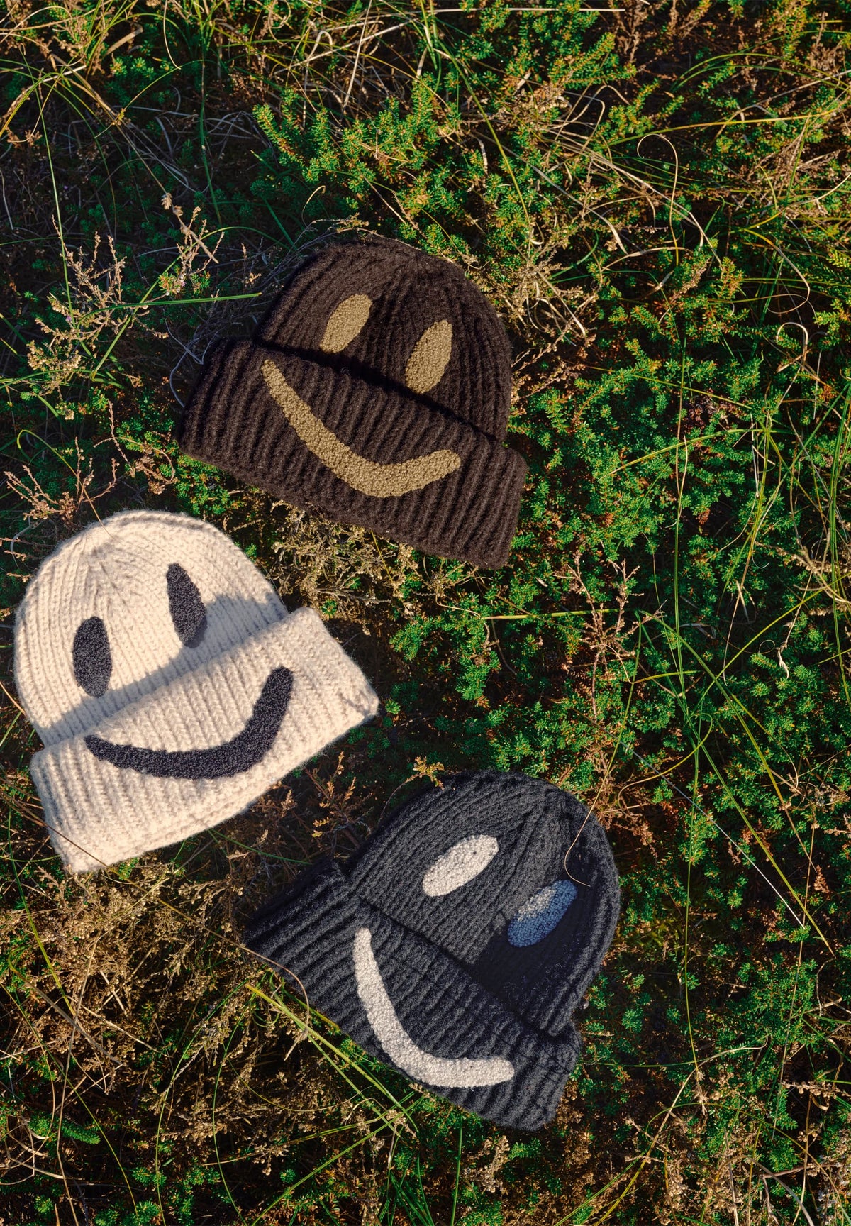 Gorro Smiley Brown – Molo