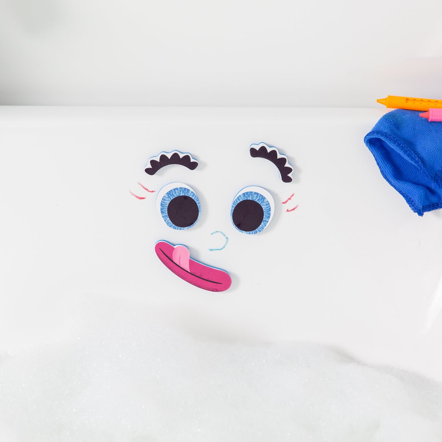Caras en el Baño – Tiger Tribe