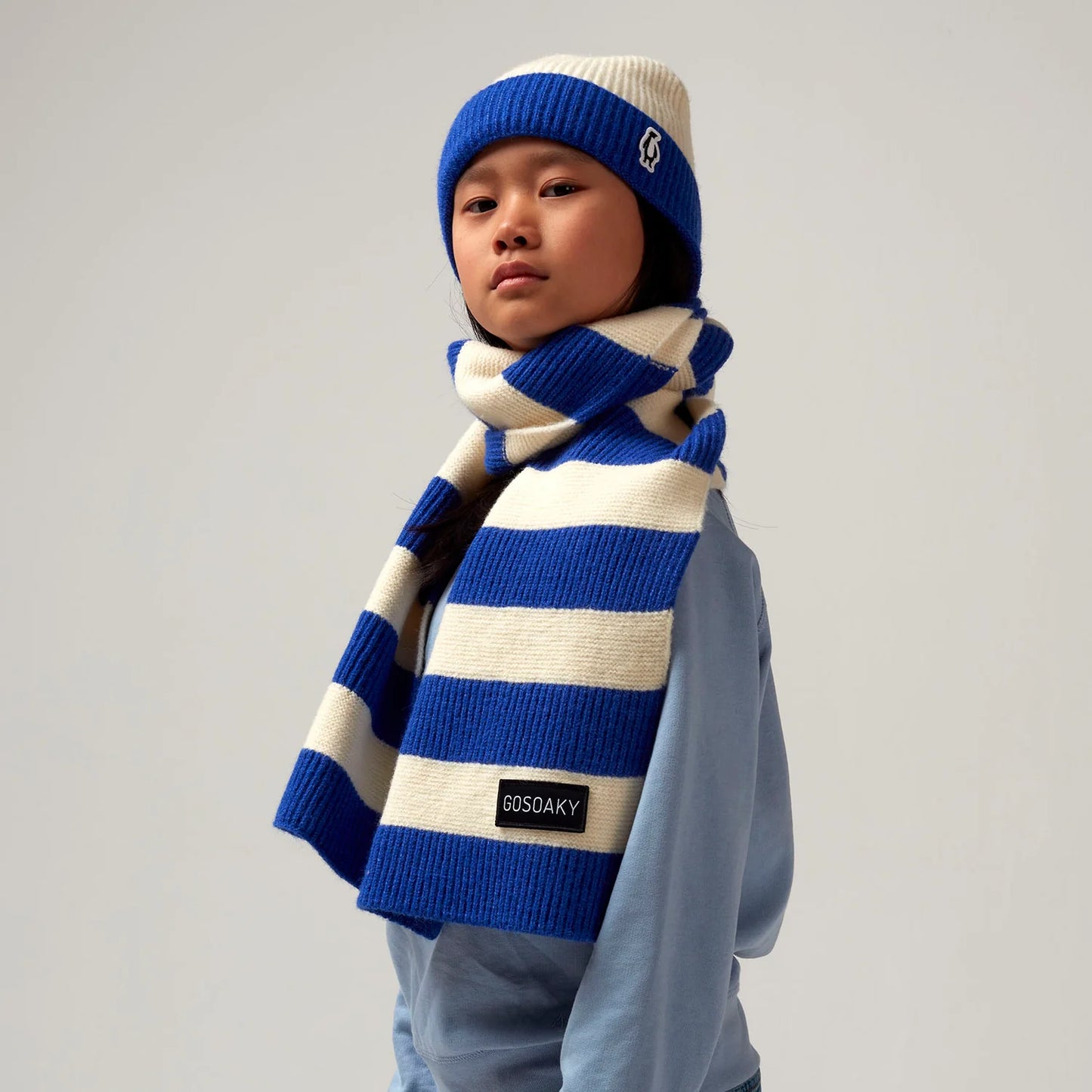 Bufanda “Chicken Run” – Bright Marina & White - GOSOAKY