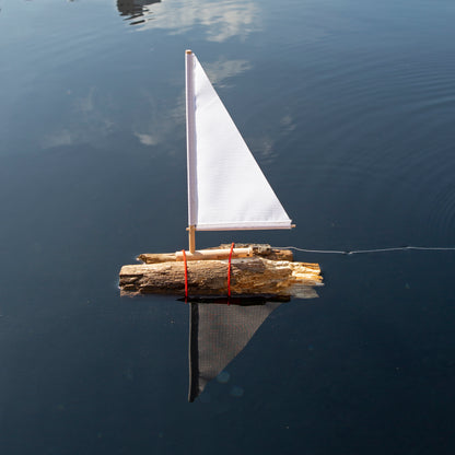 Kit Construye tu Propio Velero – Kikkerland