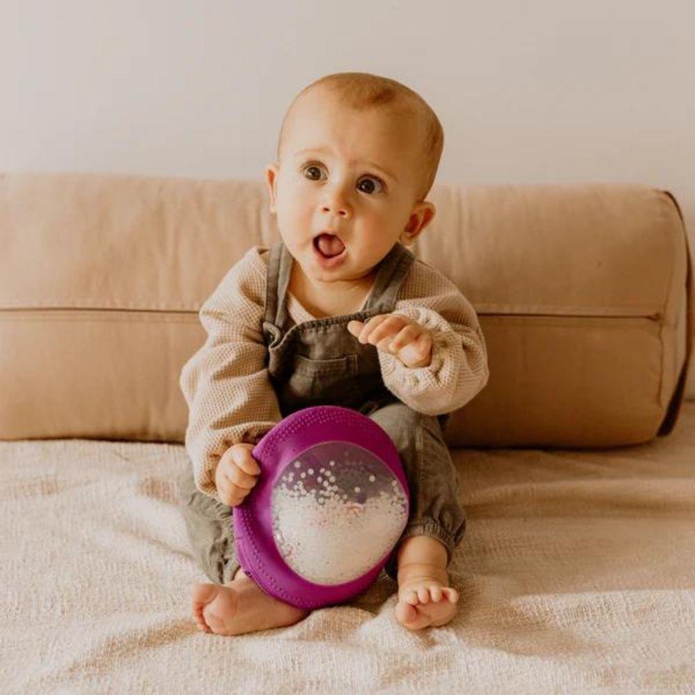 Bolsa Sensorial Peekaboo – Explorador Galáctico