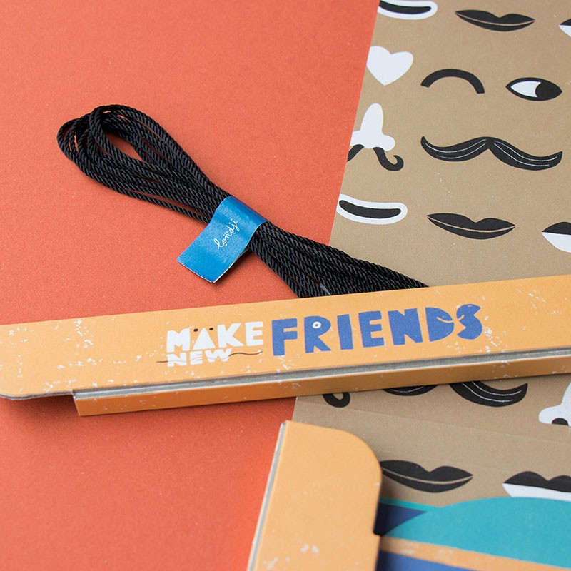 Make New Friends – Guirnaldas con caras y pegatinas | Londji