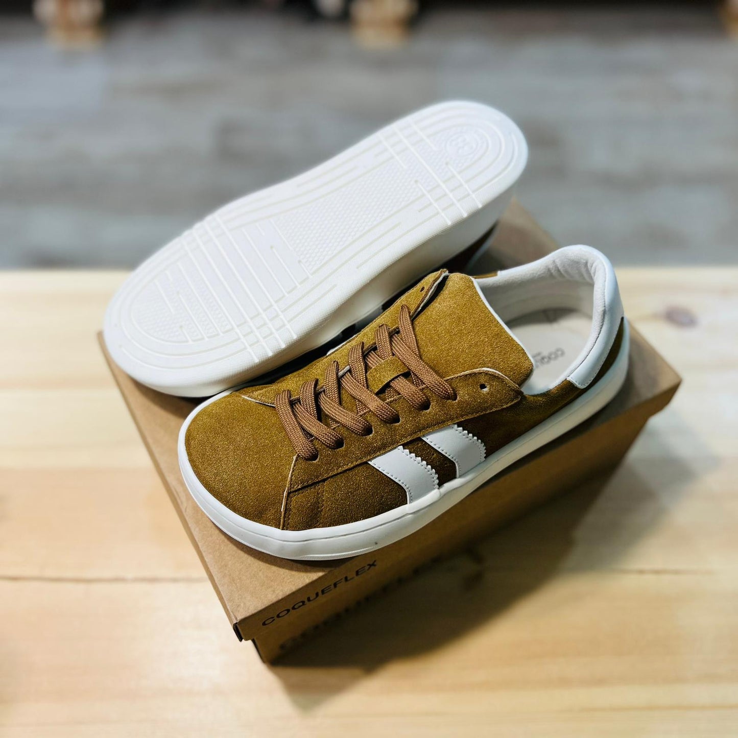 Zapatillas Barefoot Adulto “Cow Suede Micropelle” Tabaco/Blanco – Coqueflex