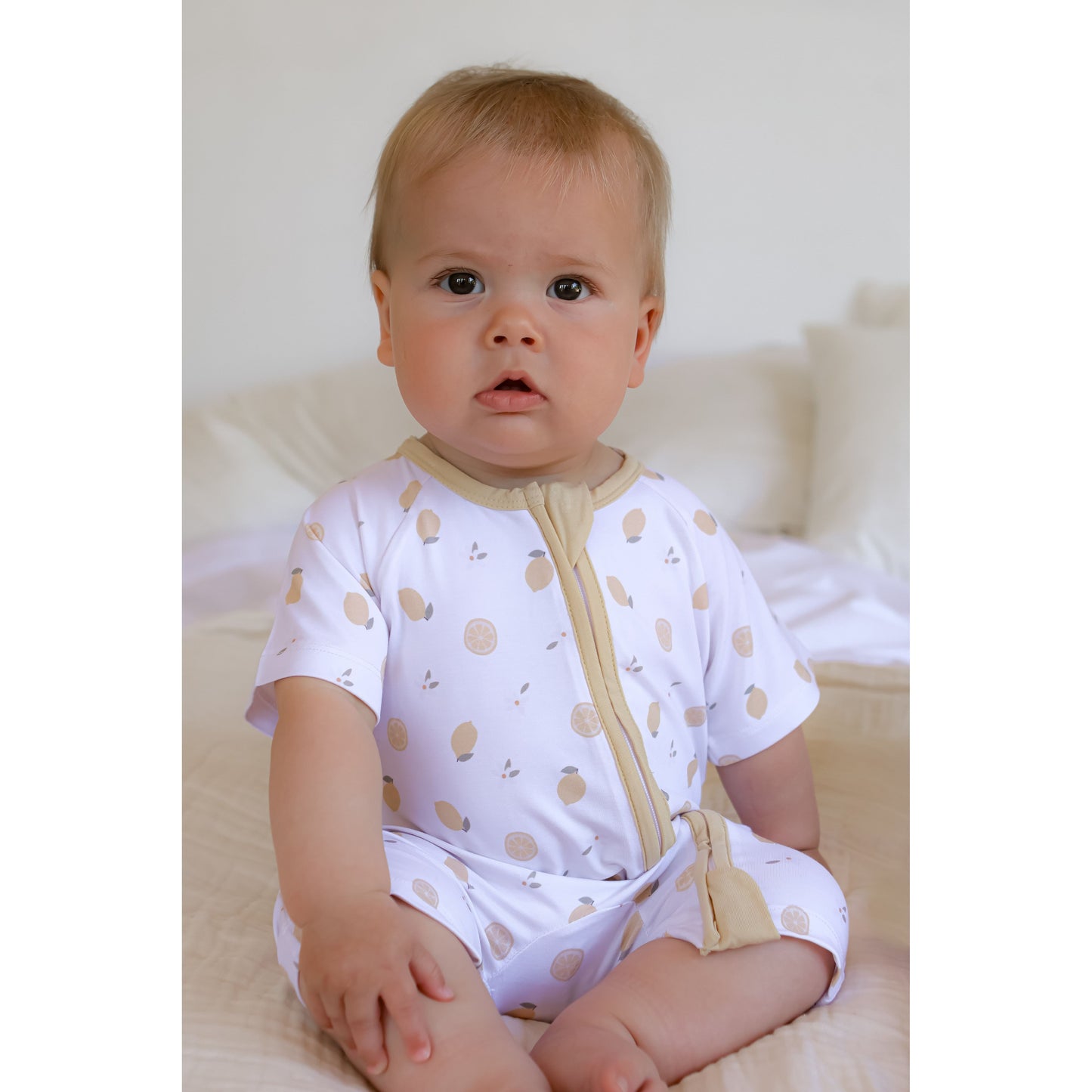Pijama Corto Zippy Romper de Verano de Bambú – Lemons | Lilulila