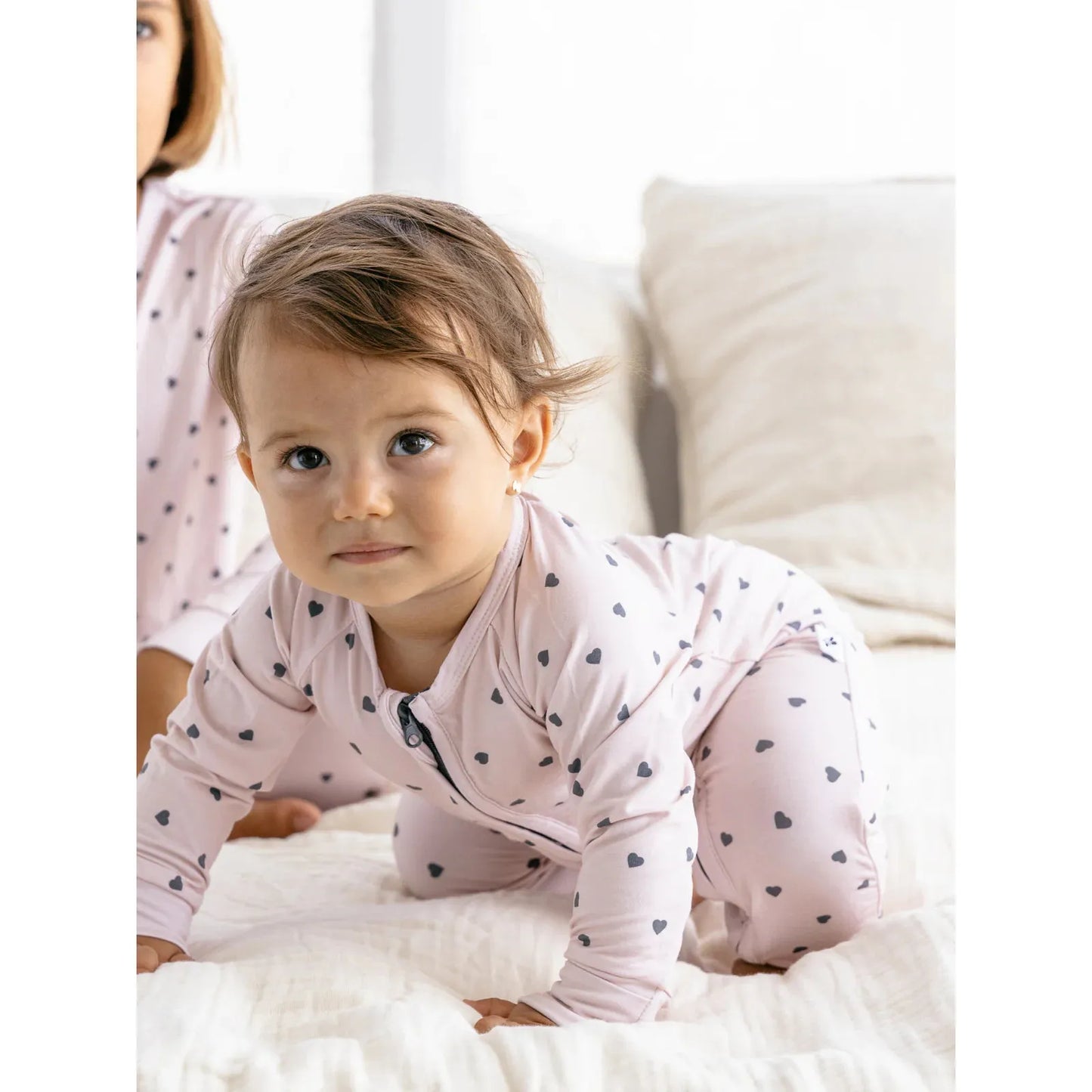 Pijama Zippy Romper de Bambú – Little Hearts | Lilulila