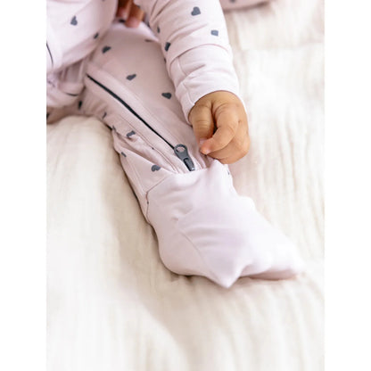 Pijama Zippy Romper de Bambú – Little Hearts | Lilulila
