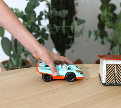 Coche Klaus Zemonsta – Playforever