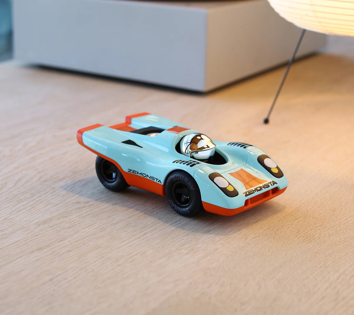 Coche Klaus Zemonsta – Playforever