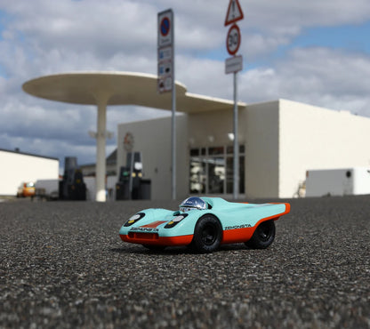Coche Klaus Zemonsta – Playforever