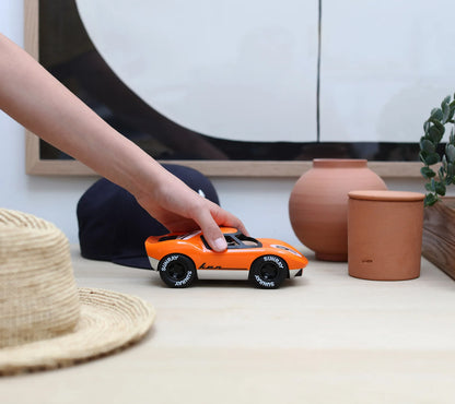 Coche Ken Gibson – Playforever