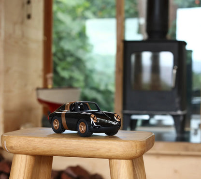 Coche Luft Crow – Playforever