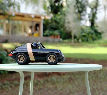 Coche Luft Crow – Playforever