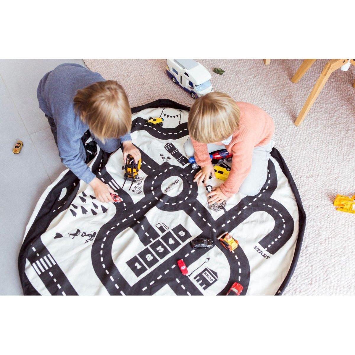 Saco de Almacenaje Reversible y Alfombra de Juego – Roadmap Blanco & Negro | Play & Go