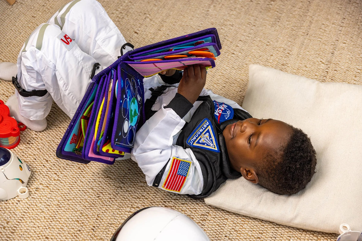 Libro Sensorial Space Busy Book + Mochila – My First Book