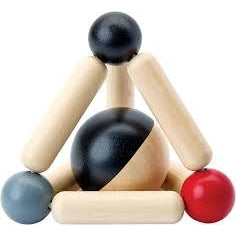 Sonajero triangle clutching toy - Plantoys