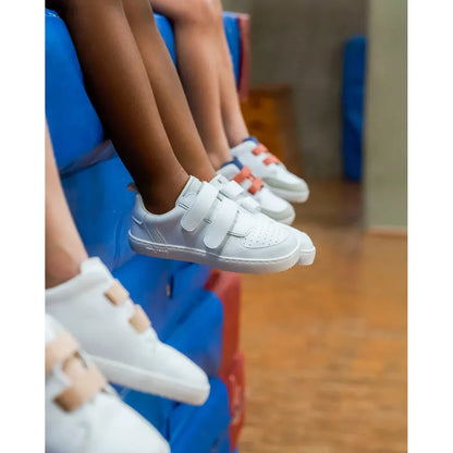 Zapatilla Petra Junior Off White · Muris