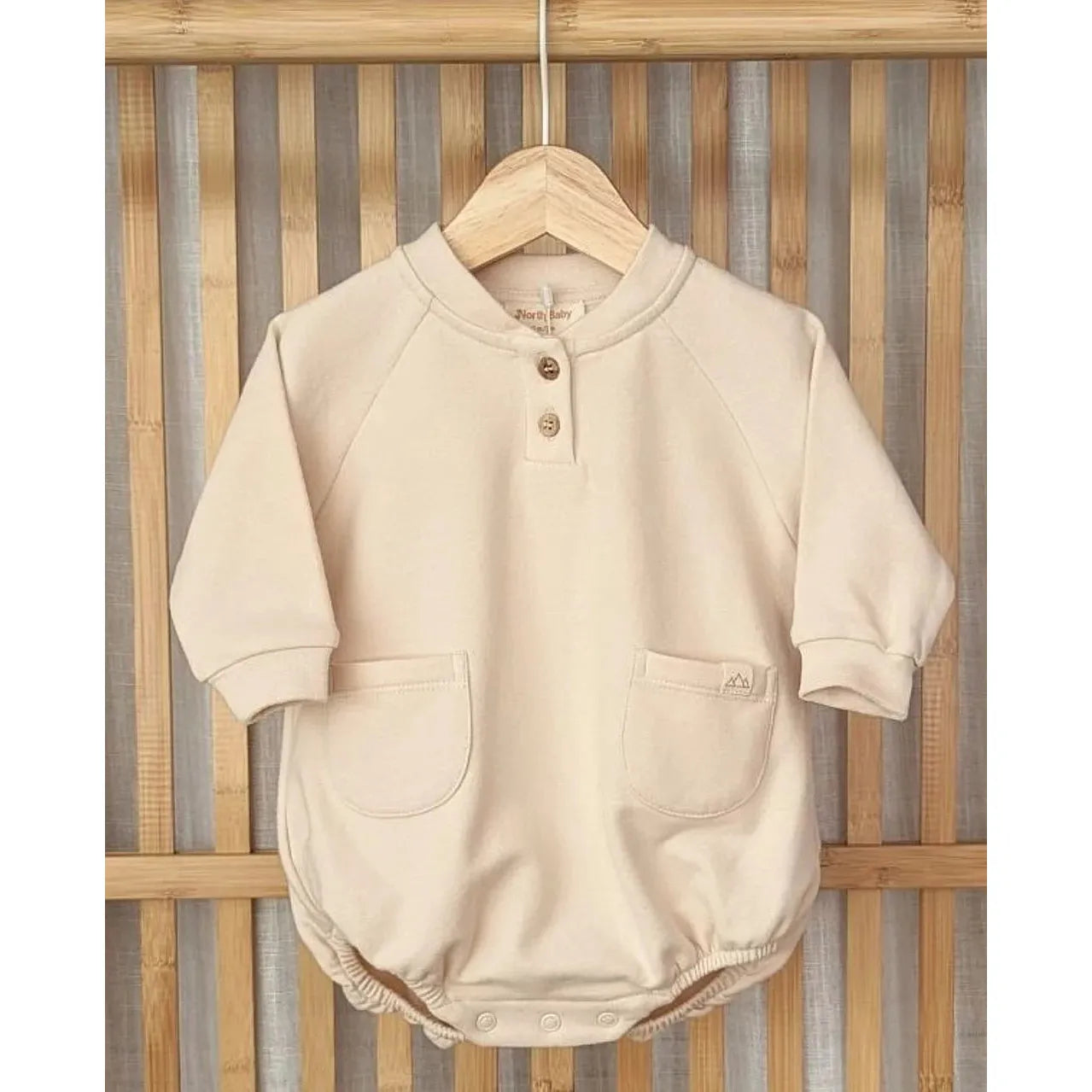 Pelele Orgánico “Soft Touch Oat” North Baby