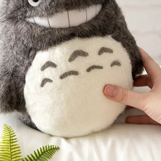 Peluche Totoro Gris Sonriente – Studio Ghibli