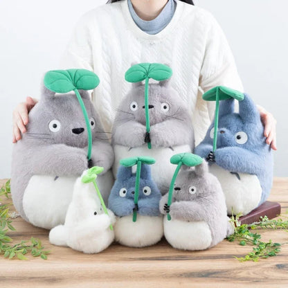 White Totoro Plush with Leaf (Dodonko) – Studio Ghibli